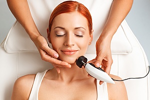 radiofrequency used on a client to remove fat cells in the face